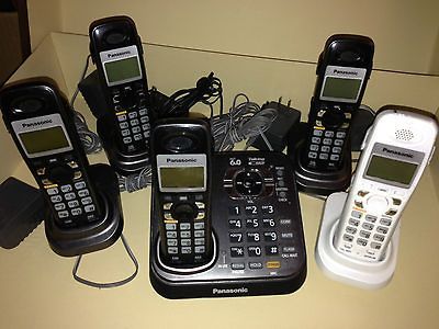 KX TG9341T 1.9 GHz Single Line Cordless Phone 5 HANDSETS COMPLETE SET