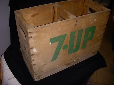 VINTAGE 7up WOOD CRATE Tall bottles Toronto, Canada decor shelf 7 up