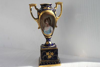 BLOCH & CO ROYAL VIENNA HANDPAINTED PORTRAIT VASE BEEHIVE MARK