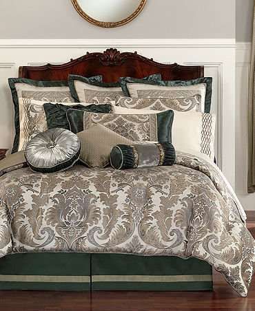 New Waterford Richmond Queen 4 Piece Bed Comforter Set skirt