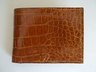 Genuine Alligator Bi fold Wallet 32 05   Chocolate head cut   REDUCED