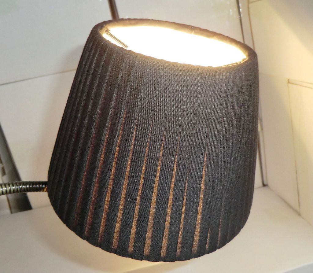 CANDLE LAMPSHADE 6 CLIP ON CHANDELIER MODERN SHADE PLEATED GOTH BLACK