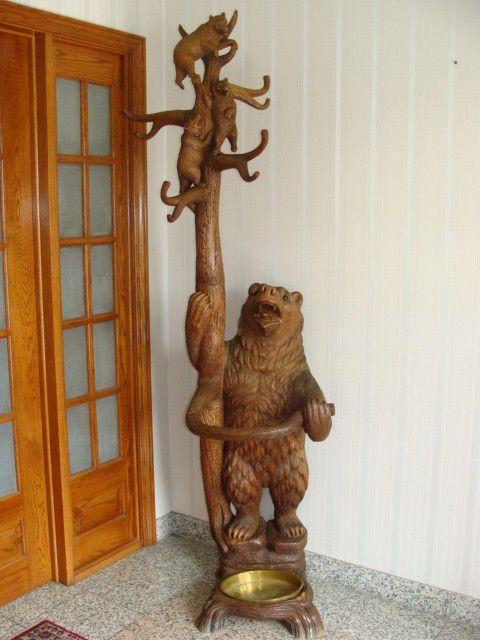 BLACK FOREST COAT RACK MOTHER BEAR WITH THREE CUBS IN A CARVED TREE