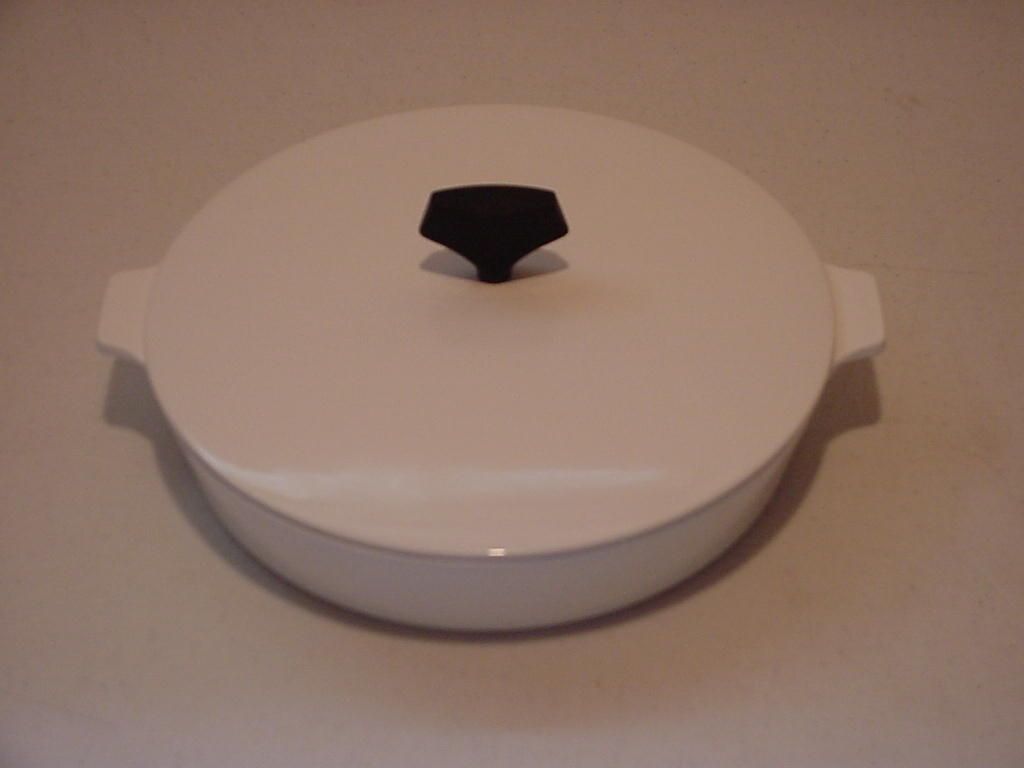 Corning Ware CorningWare Buffet Server B 10 B 10 10 Skillet 10 inch