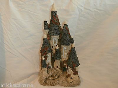 VINTAGE DAVID WINTER COLLECTIBLE COTTAGES FAIRYTALE CASTLE 10X5