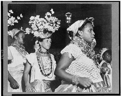 carnival,head dress,flowers, beads,dress,Ri o de Janeiro,Brazil ,1941