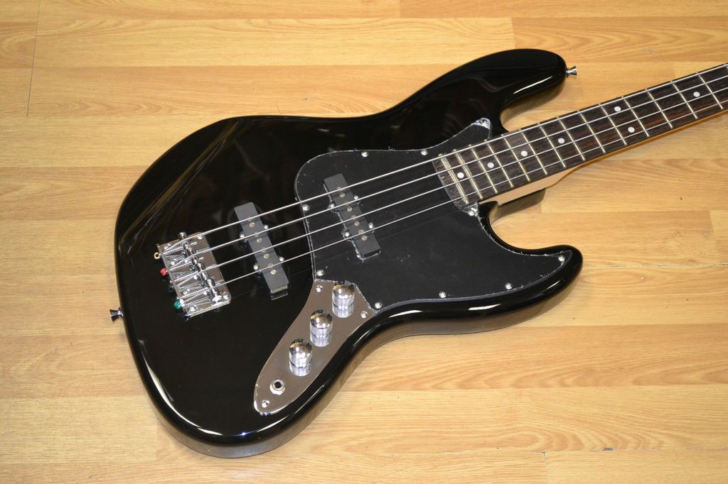 Austin AJB300BK Black Jazz Bass