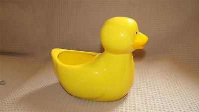 EDIBLE ARRANGEMENT YELLOW GLASS CERAMIC DUCK BANK FLOWER VASE