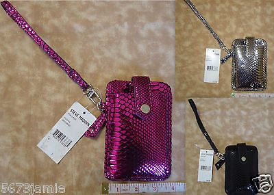 Steve Madden Cell Phone PDA Case Pouch Compact Purse/Wallet Wristlet