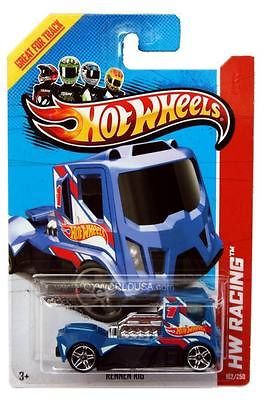 2013 Hot Wheels #102 HW Racing HW Race Team Rennen Rig