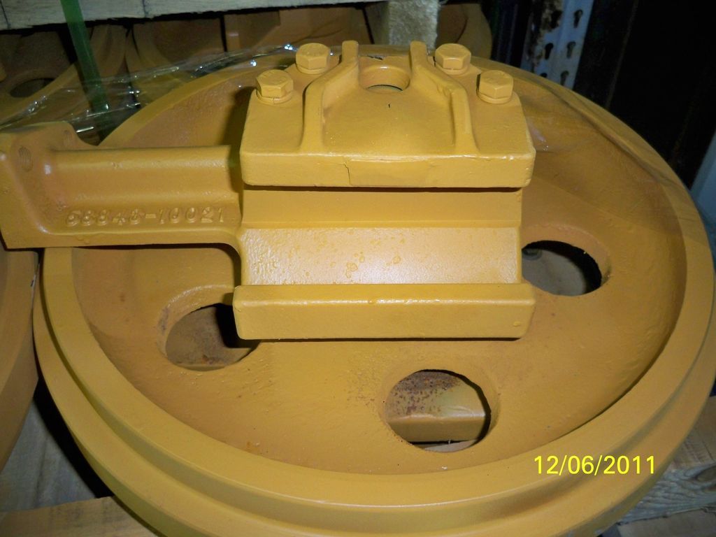 NEW MITSUBISHI BD2F BD2G BD2H BD2J FRONT IDLER FOR DOZER & LOADER