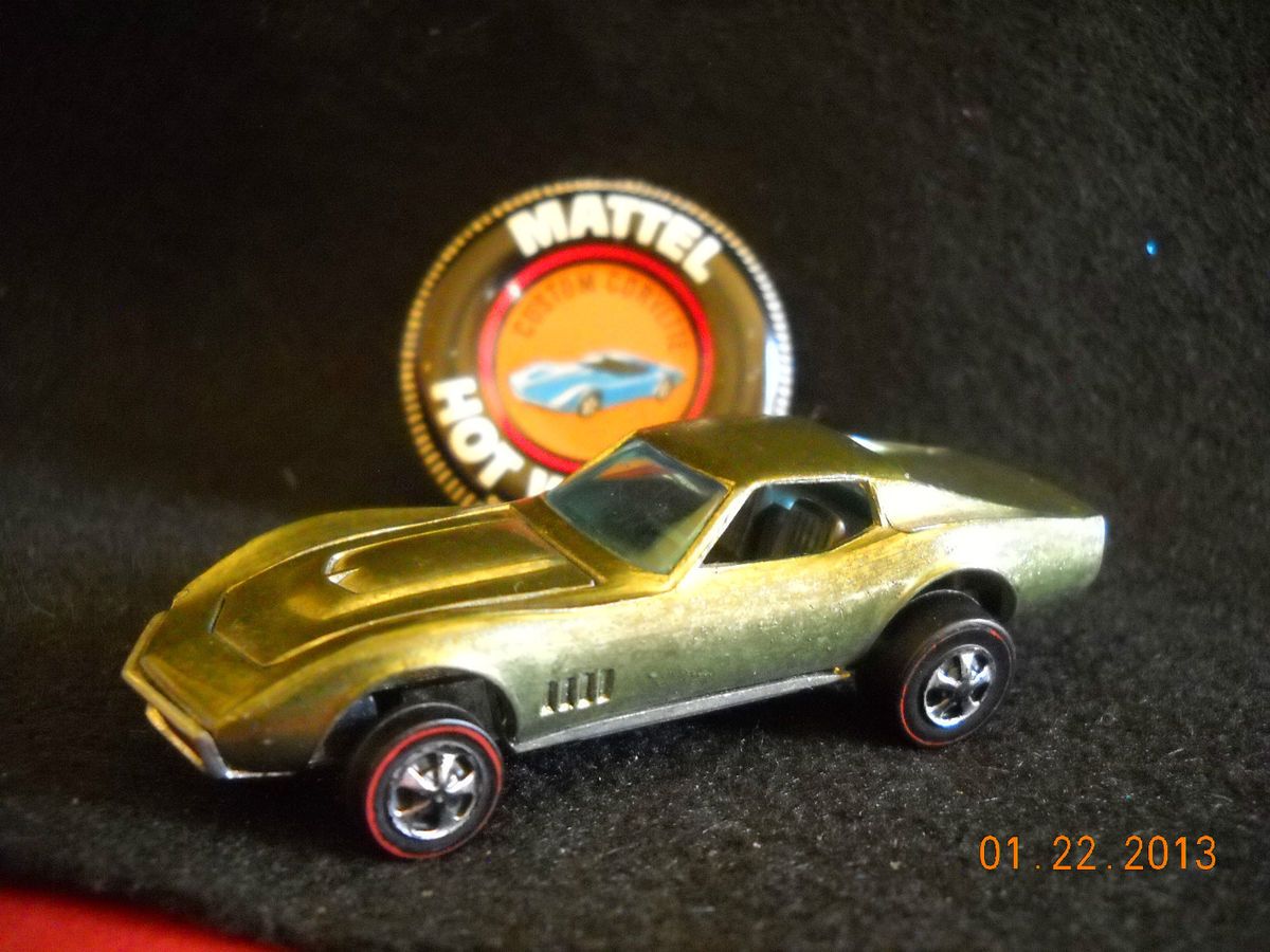 Hot Wheels Redline Custom 67 Corvette Olive Green Hong Kong w metal