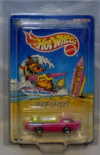 HW Hot Wheels 1 64 Deora Pink Van de Kamps Diecast 18584 1997 Fish O