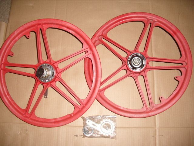  NOS 20 INCH REDSTONE SCHWINN PREDATOR MAG WHEELS RIMS SUNTOUR CB BMX