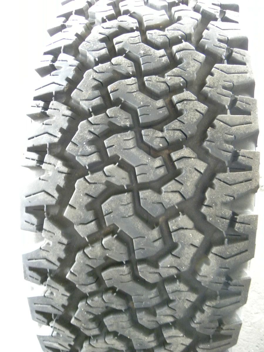 Lt 265 75 16 BFGoodrich All Terrain T A KO 12 32 Tread Left 123s Load