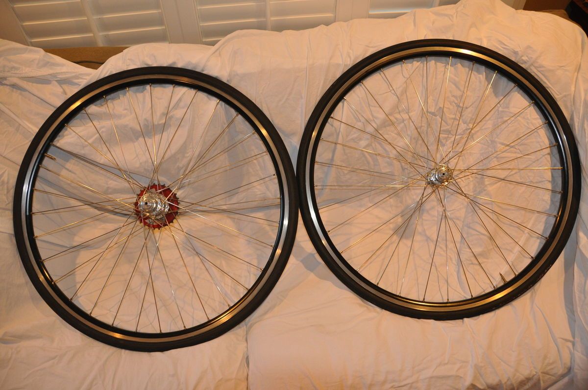 Custom DT Swiss 1650 Wheel Set w Chris King Hubs