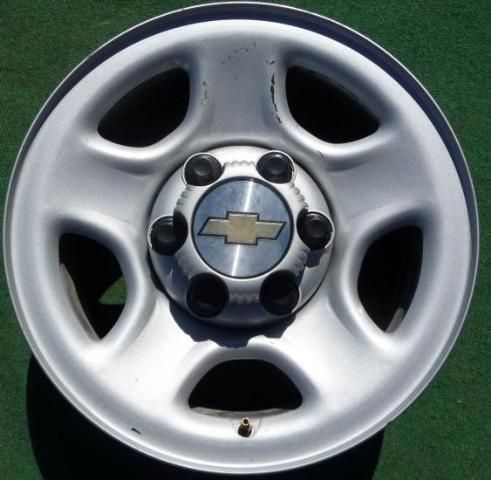 Chevy GMC 1500 16 Steel Painted 6 Lug Wheel 04 05